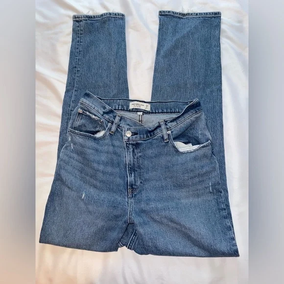 Abercrombie & Fitch Curve Love Ultra High Rise Blue Jeans Size 8L - Picture 5 of 5